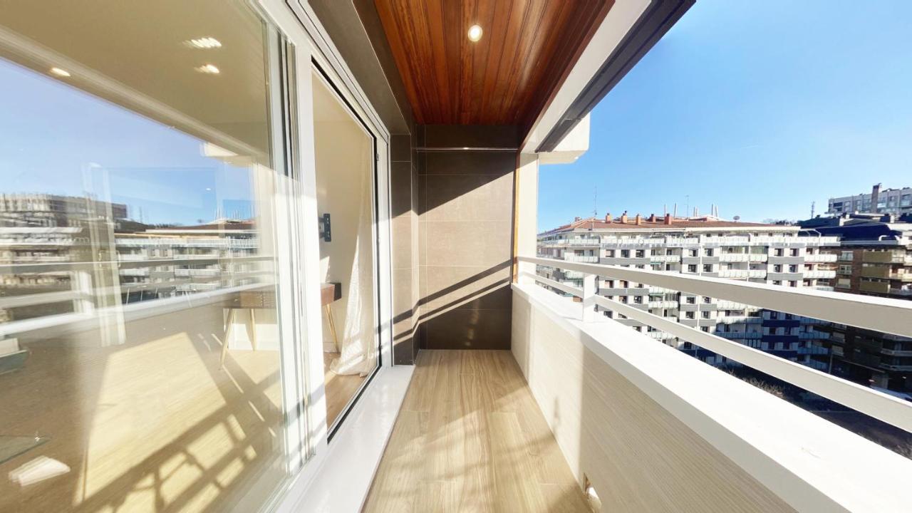 Miramar Luxurious Flat, 3 Double Rooms, Free Parking, Terrace, Completely New Сан-Себастьян Экстерьер фото