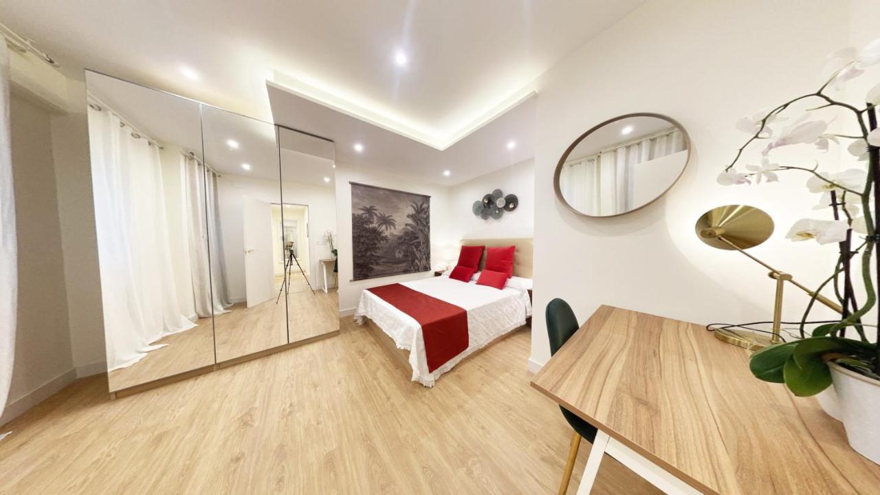 Miramar Luxurious Flat, 3 Double Rooms, Free Parking, Terrace, Completely New Сан-Себастьян Экстерьер фото